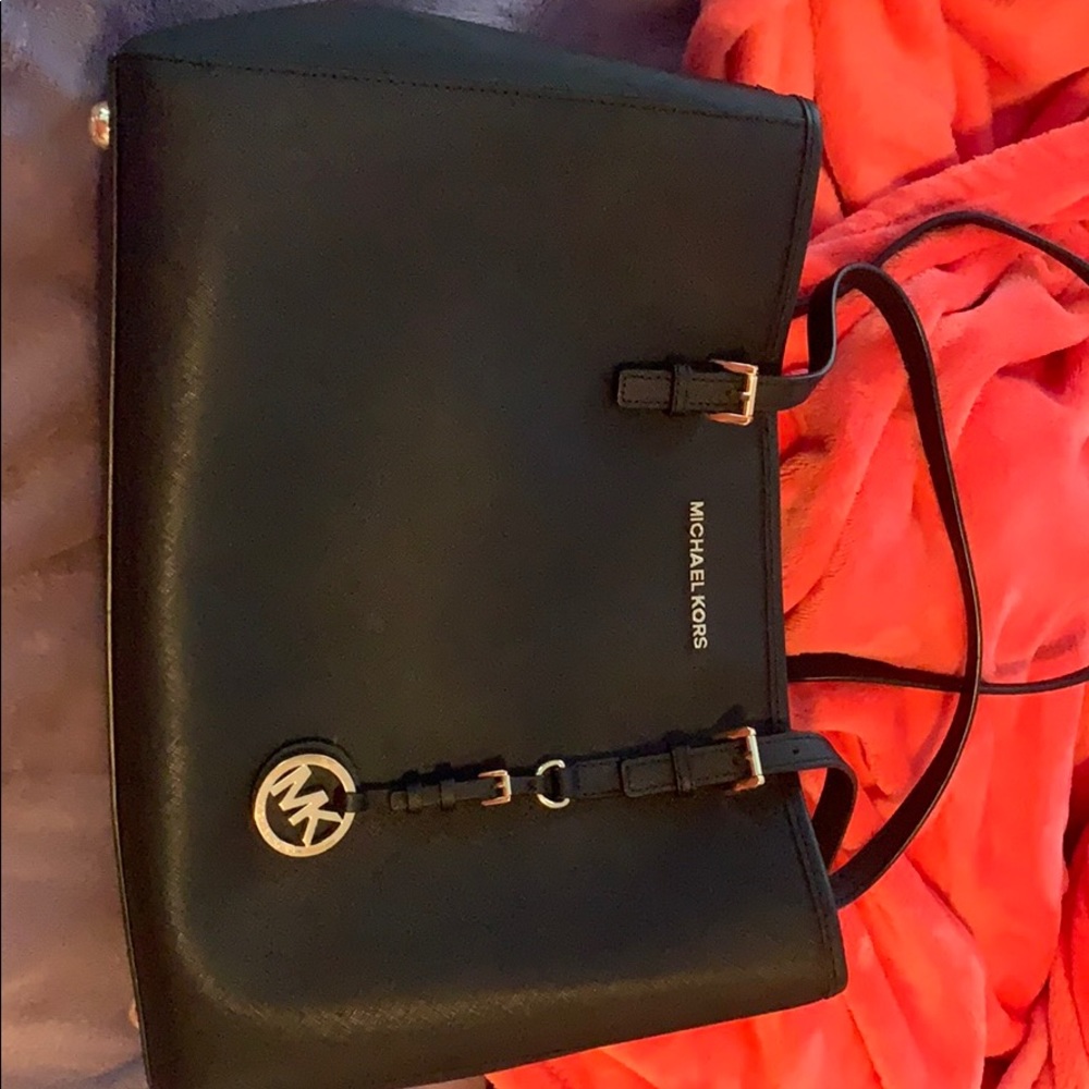 Michael Kors tote